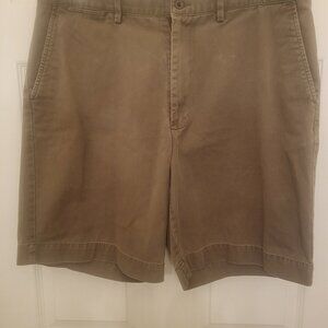 Ralph Lauren Classic, olive green Men's shorts, (size 36). Paid $60, asking $20